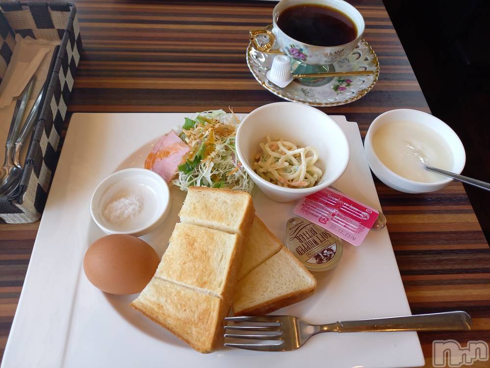 新潟デリヘルすずらん新潟店～ゆっくり長い時間を過ごせるお店～(スズランニイガタテン) 田中まき(34)の9月7日写メブログ「エッチなお兄さんにドキドキ♡」