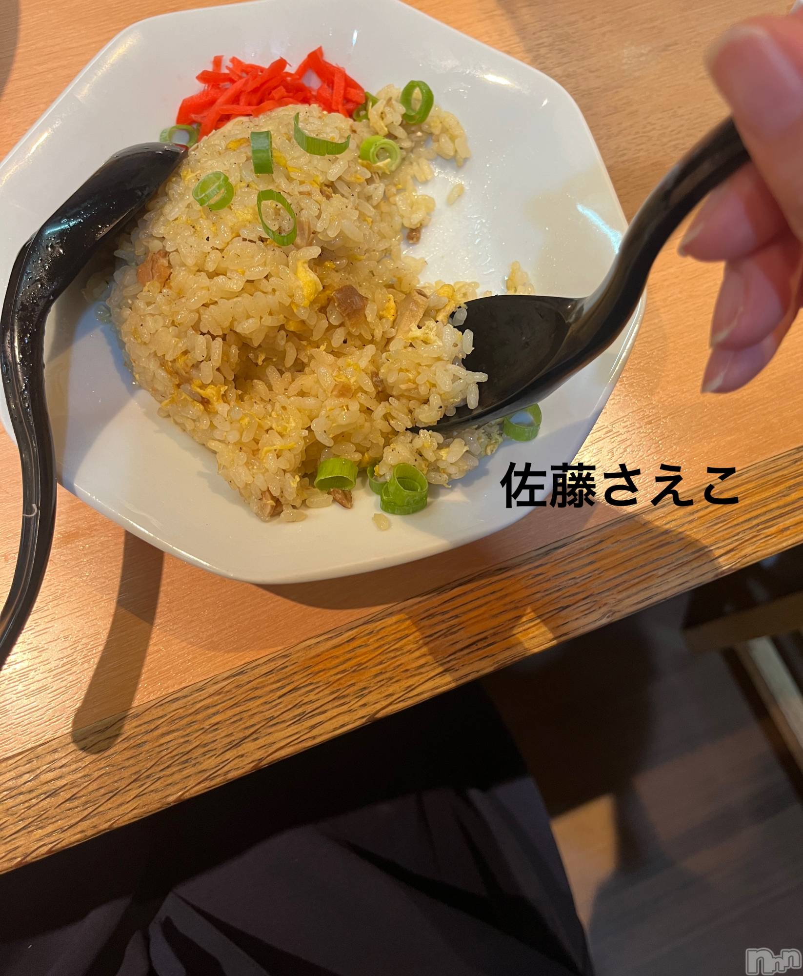 新潟デリヘルすずらん新潟店～ゆっくり長い時間を過ごせるお店～(スズランニイガタテン)佐藤さえこ(36)の2024年8月24日写メブログ「仲良く…半分こ♡」