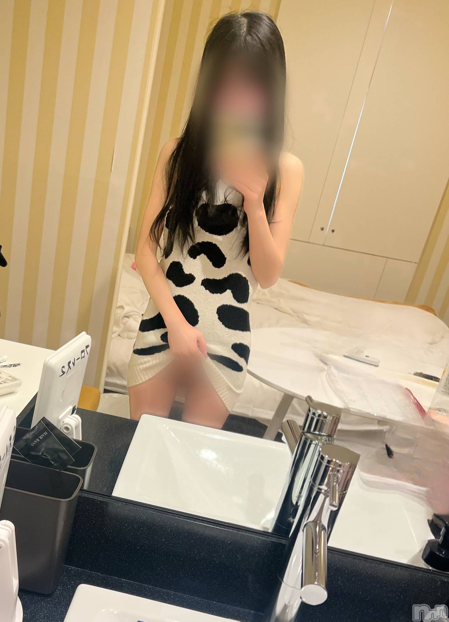 三条デリヘル人妻じゅんちゃん-出稼ぎ0！地元の奥様専門-(ヒトヅマジュンチャン)椿 りな☆圧巻の美人妻(35)の2026年4月30日写メブログ「迷った結果」