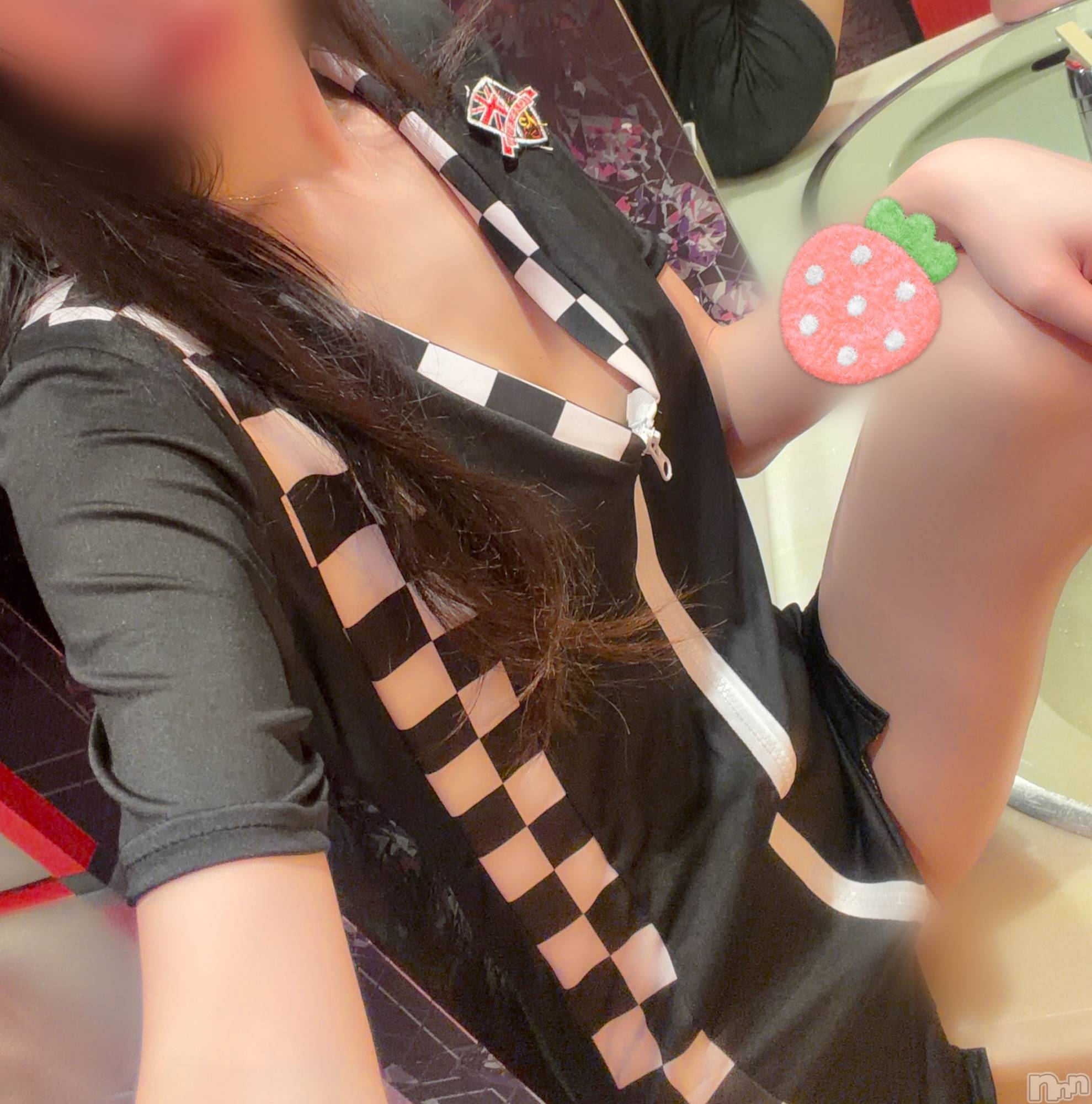 三条デリヘル人妻じゅんちゃん-出稼ぎ0！地元の奥様専門-(ヒトヅマジュンチャン)椿 りな☆圧巻の美人妻(35)の2026年8月18日写メブログ「#本日もよろしくお願いします♡」