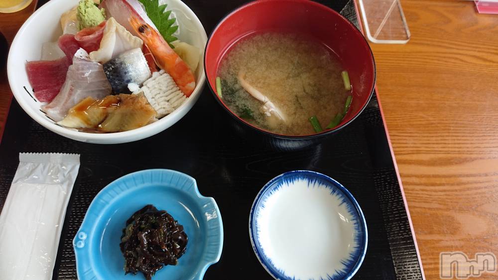 新潟デリヘルすずらん新潟店～ゆっくり長い時間を過ごせるお店～(スズランニイガタテン) 清水まこ(46)の10月11日写メブログ「美味しかった😋」