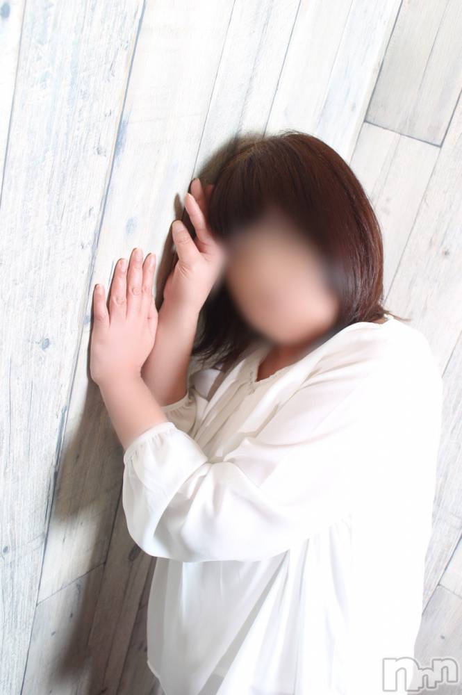 新潟デリヘルすずらん新潟店～ゆっくり長い時間を過ごせるお店～(スズランニイガタテン) 清水まこ(46)の2月29日写メブログ「土曜日、出勤します‪(  . .)