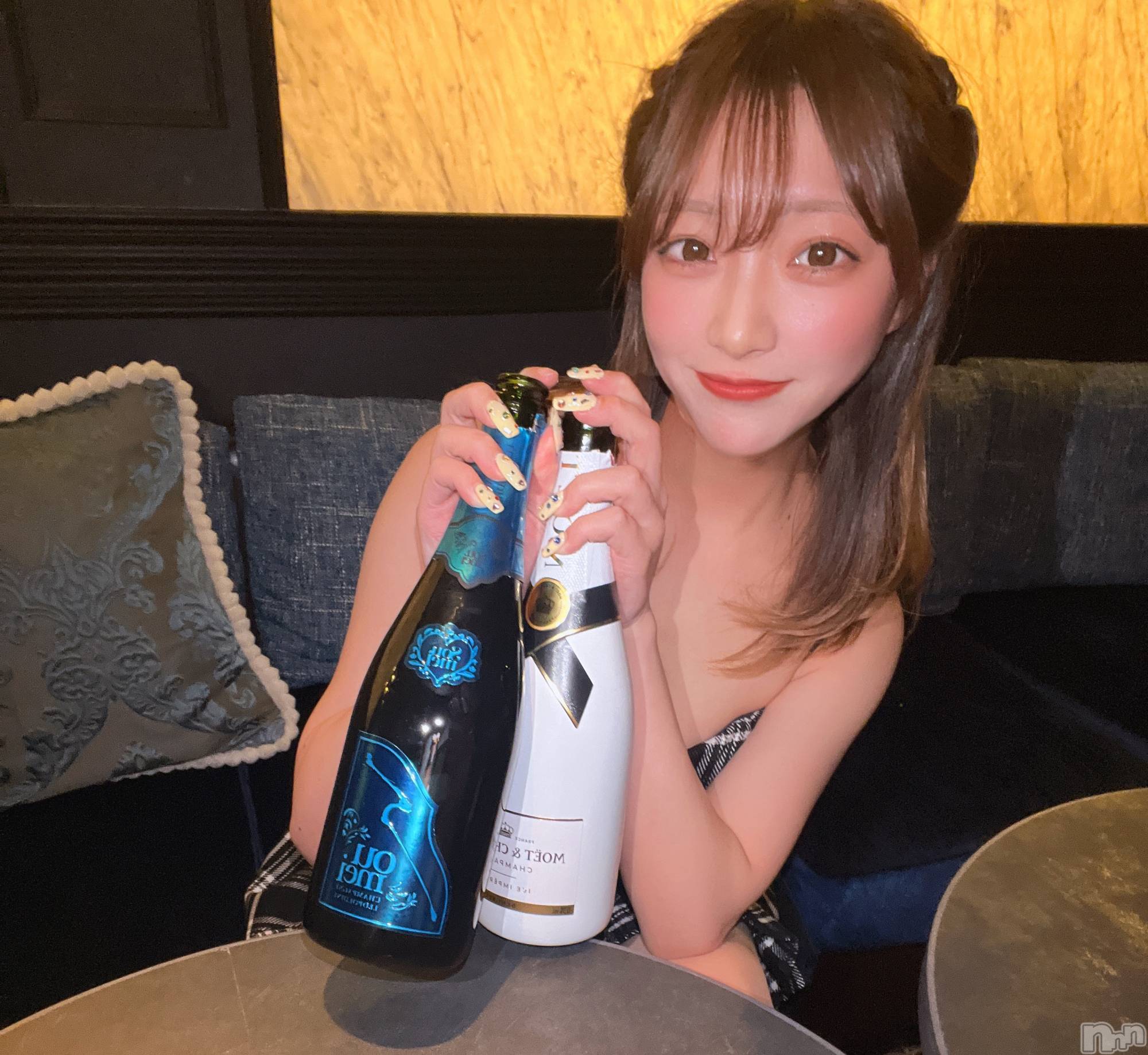 ܱХ顦club Eight(֡) 2025ǯ123̥֥💙🤍