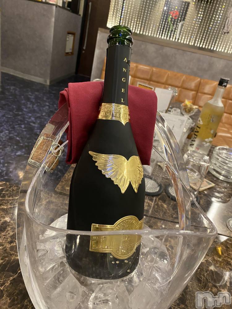 ��ˬ����Х��顦�����CLUB K����Prologue��(����֥���) �椭��1��22���̥�֥����֤��꤬�Ȥ��������ޤ�🥲✨️��