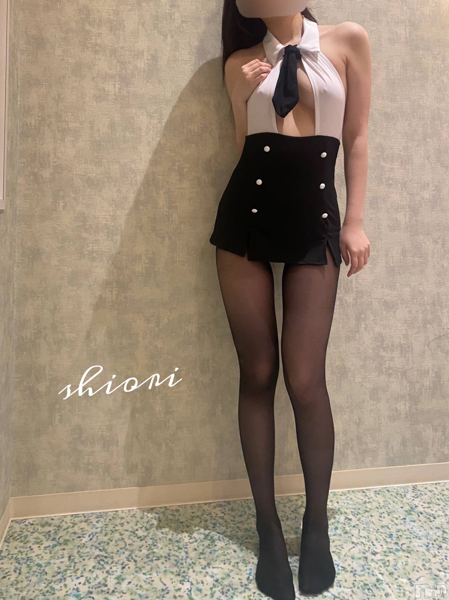 しおり☆大人気(20歳)のデリヘル写メブログ「無加工無修正でお届けしています」｜アンフィール-地元新潟の厳選された素人女性のみ-(アンフィール) -  新潟デリヘル｜新潟ナイトナビ[風俗]