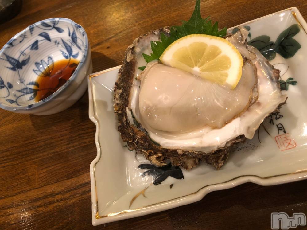 新潟デリヘルすずらん新潟店～ゆっくり長い時間を過ごせるお店～(スズランニイガタテン) 小池ゆうな(32)の7月30日写メブログ「お寿司だいすき🤤💕」