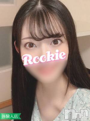 しおり☆黒髪清楚美女(22) 身長164cm、スリーサイズB85(D).W57.H85。長岡デリヘル ROOKIE(ルーキー)在籍。