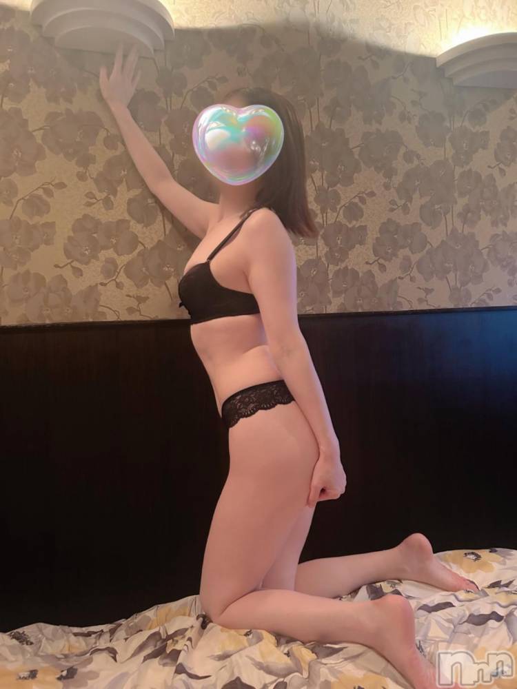 長岡デリヘルBIANCA~主人の知らない私~長岡店(ビアンカナガオカテン) 大島 ひな(30)の11月2日写メブログ「出勤❤︎」