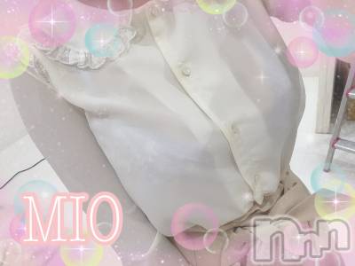 松本発デリヘル Revolution(レボリューション) 高山みお(妹)☆グラドル級H乳♪(22)の5月25日写メブログ「今日から💜❤💙💚」