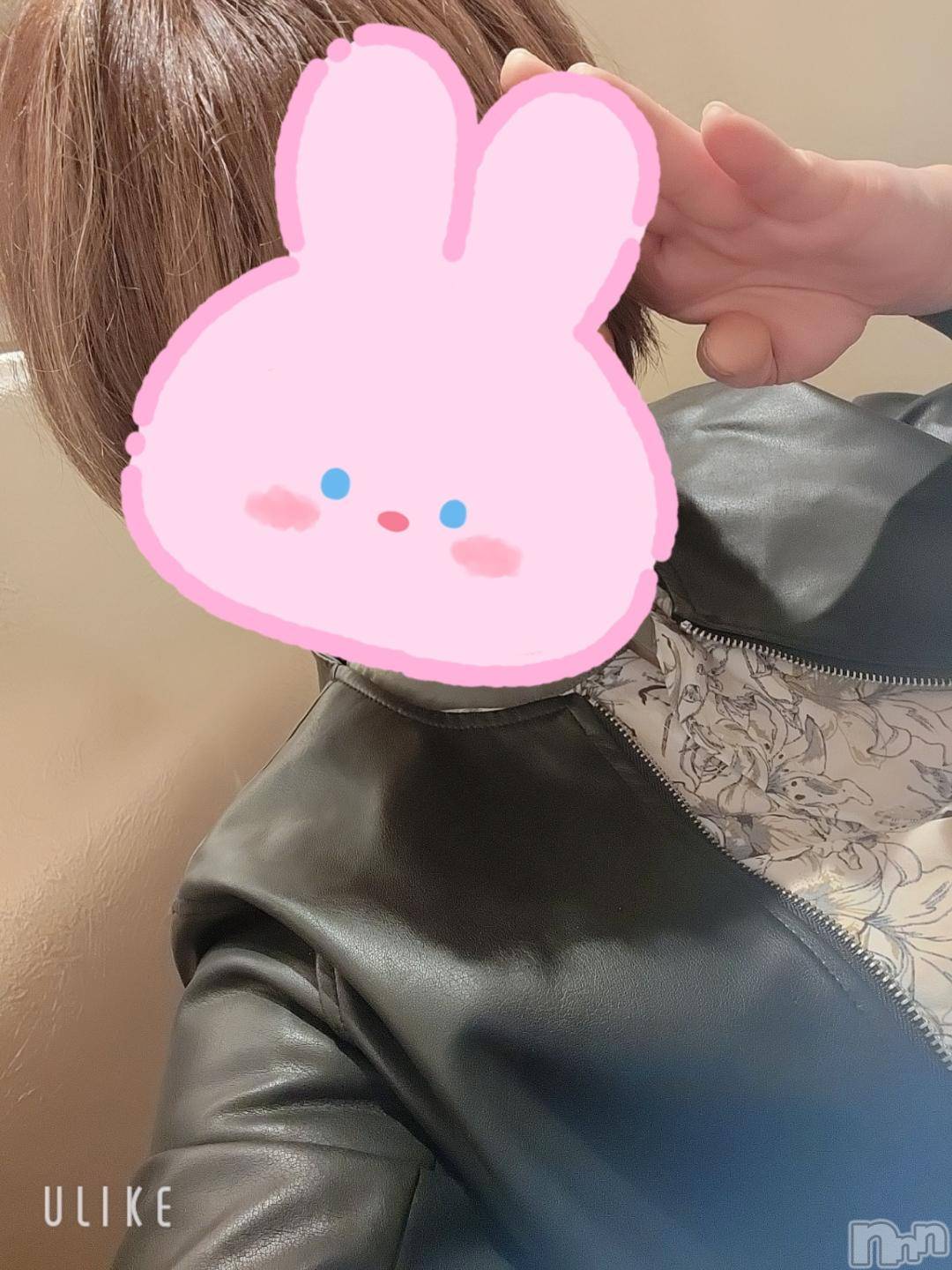 新潟人妻デリヘル人妻不倫処　桃屋　新潟店(ヒトヅマフリンドコロモモヤ)まなつ・骨抜き確定(36)の2024年10月28日写メブログ「明日18時から」