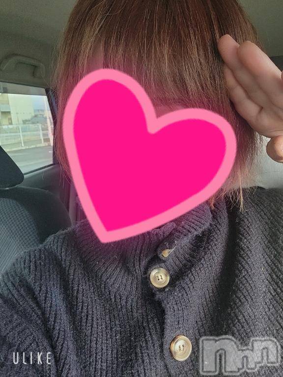 新潟人妻デリヘル人妻不倫処　桃屋　新潟店(ヒトヅマフリンドコロモモヤ)まなつ・骨抜き確定(36)の2025年1月3日写メブログ「あけましておめでとうございます」