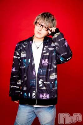 �� ǯ��ҥߥ� / ��Ĺ174cm