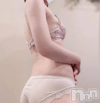 新潟デリヘル 新潟人妻デリバリーヘルス 下心 ～したごころ～(シタゴコロ) 黒木(くろき)奥様(40)の10月18日写メブログ「季節の流れの早さにびっくりしてました😳😳 ​​​​​​​」