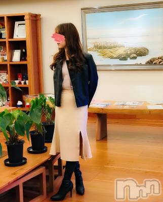 新潟風俗エステ GRACE　新潟(グレース　ニイガタ) 瀬名(34)の10月24日写メブログ「みつけたー小さな秋」
