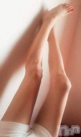 新潟人妻デリヘル新潟人妻デリバリーヘルス 下心 ～したごころ～(シタゴコロ) 桑野(くわの)奥様　(41)の10月22日写メブログ「ここだけの話🖤」