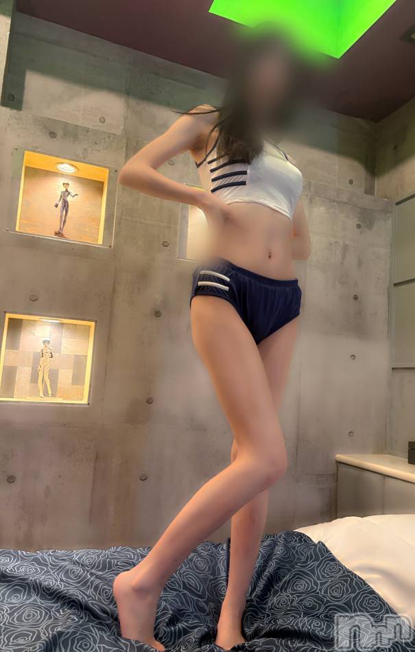 三条デリヘル(ヒトヅマジュンチャン)の2026年6月11日お店速報「スレンダー好きには激あつな日です🔥」