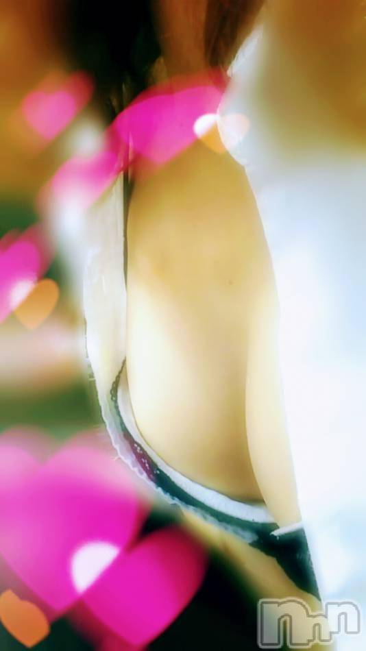 三条デリヘル(ヒトヅマジュンチャン)の2018年8月30日お店速報「淫乱奥様達と濃厚な時間過ごしませんか！？」