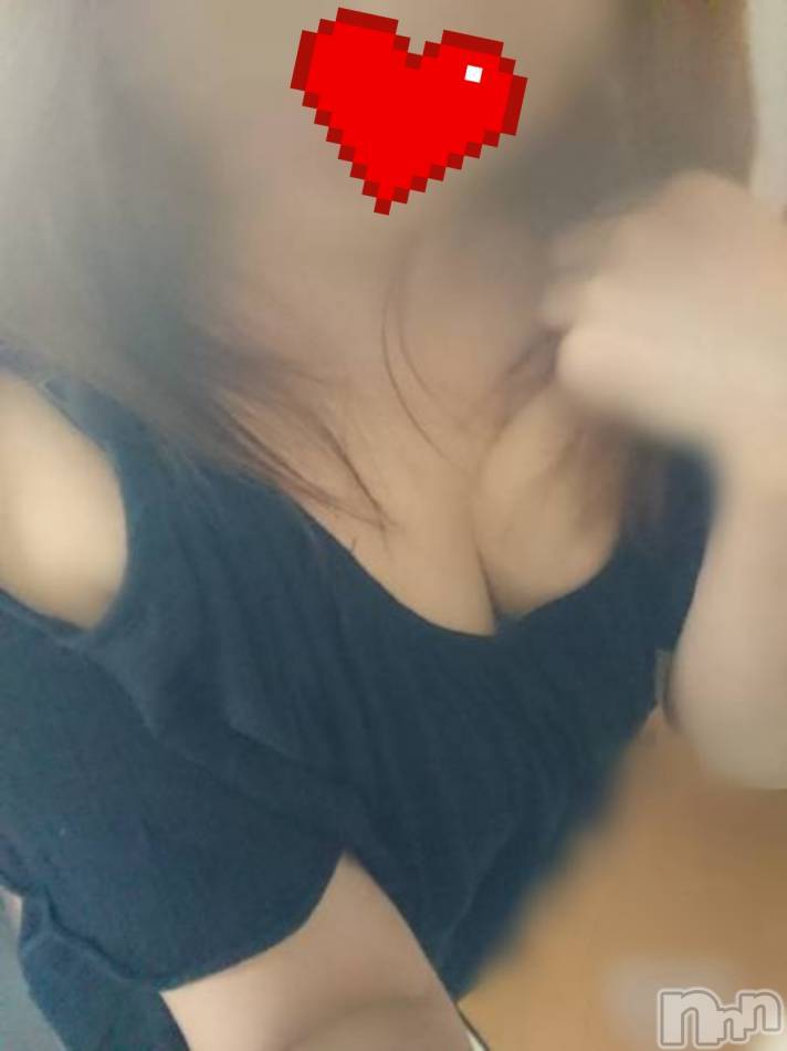 三条デリヘル(ヒトヅマジュンチャン)の2021年8月2日お店速報「人妻とのイケナイ関係が貴方を興奮へと誘う…」