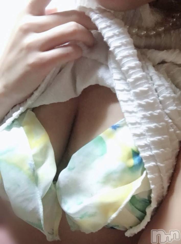 三条デリヘル(ヒトヅマジュンチャン)の2023年6月4日お店速報「休日は奥様といやらしいお時間を･･･」