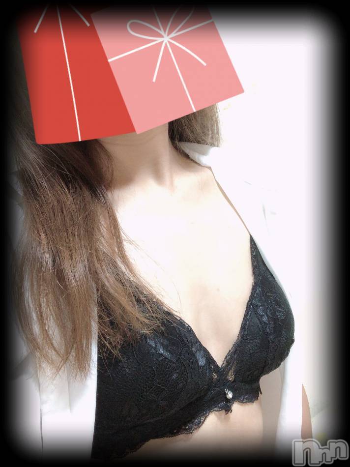 三条デリヘル(ヒトヅマジュンチャン)の2023年8月2日お店速報「花火の前に奥様とイケナイお時間を…💗」