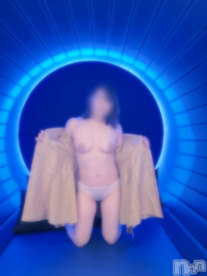 三条デリヘル(ヒトヅマジュンチャン)の2023年11月1日お店速報「あなたの推し妻探しに来ませんか」