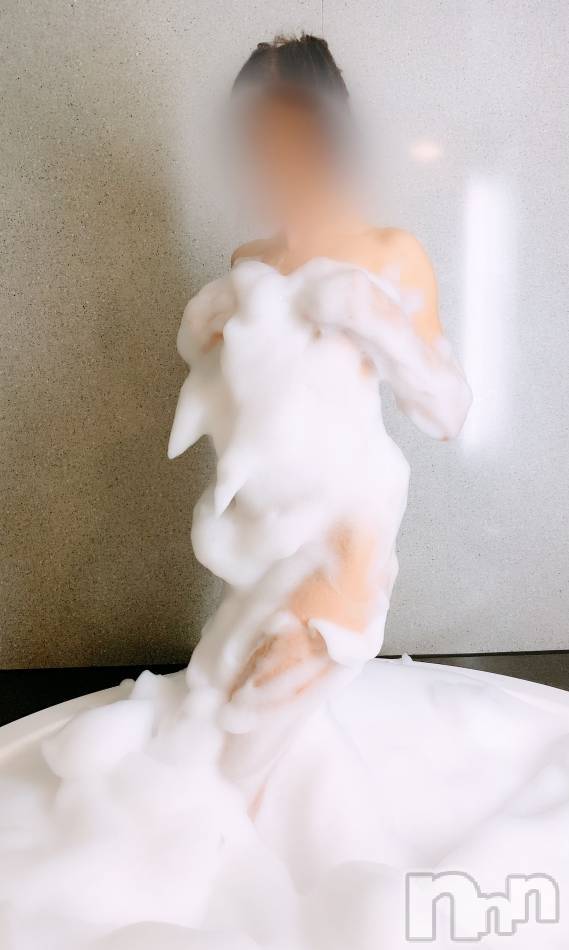 三条デリヘル(ヒトヅマジュンチャン)の2024年1月6日お店速報「オキニ奥様見つけましょ☆ミ」