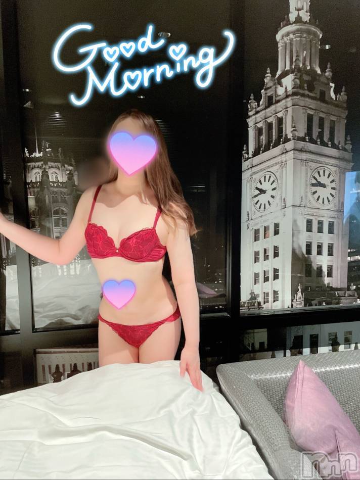 三条デリヘル(ヒトヅマジュンチャン)の2025年4月5日お店速報「魅惑の睾丸マッサージ//黒江さんこれから伺えます💗」