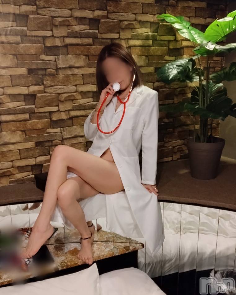 三条デリヘル(ヒトヅマジュンチャン)の2025年6月27日お店速報「自分へのご褒美に♪素敵な奥様多数です//」