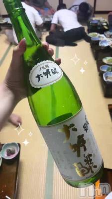 쥢