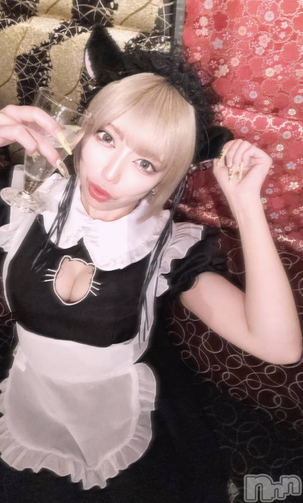 ƲХ顦THE LOUNGE (饦󥸥ե) 111̥֥֥ϥ󥳥Ǥ!!🎃💛