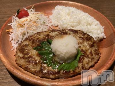 Įʥå륺СL'asile(饸) ޤ102̥֥äƤơġ