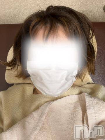 新潟デリヘル五十路マダム新潟店(カサブランカグループ)(イソジマダムニイガタテン) 夏目みな(51)の1月4日写メブログ「いま…」