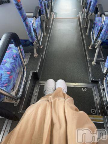 新潟デリヘル五十路マダム新潟店(カサブランカグループ)(イソジマダムニイガタテン) 夏目みな(51)の7月22日写メブログ「バス」