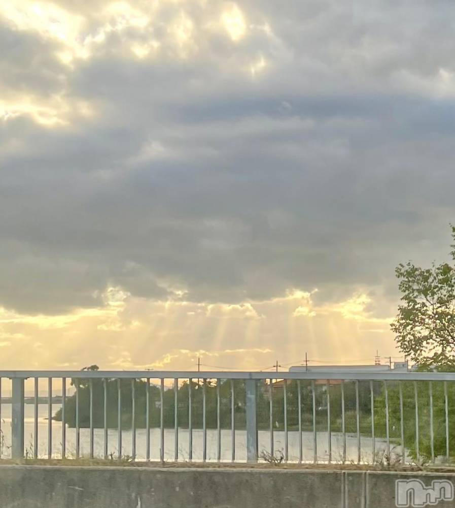 新潟デリヘル五十路マダム新潟店(カサブランカグループ)(イソジマダムニイガタテン) 夏目みな(51)の10月20日写メブログ「前触れ」