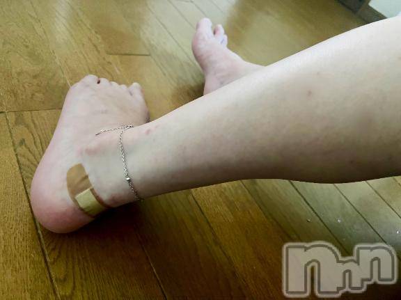 新潟デリヘル五十路マダム新潟店(カサブランカグループ)(イソジマダムニイガタテン) 夏目みな(51)の8月1日写メブログ「新しい靴」