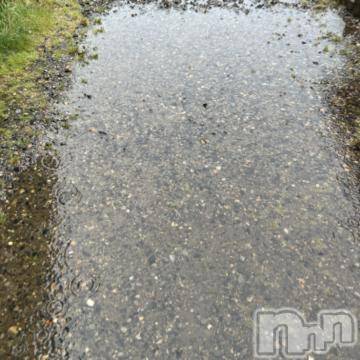 新潟デリヘル五十路マダム新潟店(カサブランカグループ)(イソジマダムニイガタテン)夏目みな(51)の2023年6月9日写メブログ「雨…」