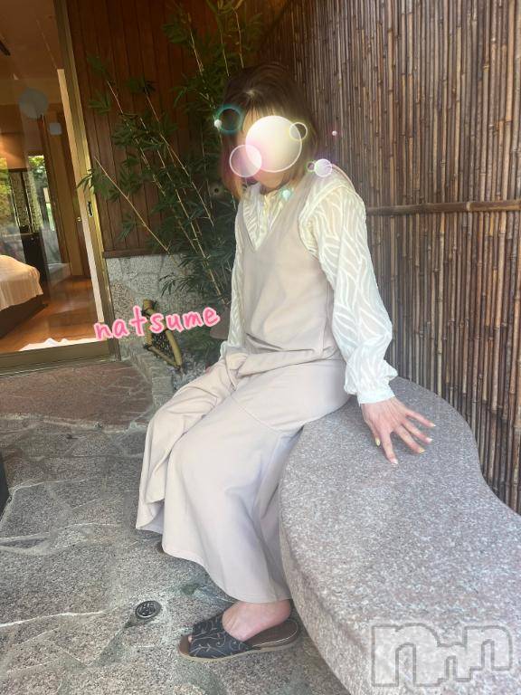 新潟デリヘル五十路マダム新潟店(カサブランカグループ)(イソジマダムニイガタテン)夏目みな(51)の2025年5月22日写メブログ「[お題]from:当たってた？さん」