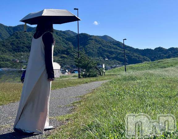 新潟デリヘル五十路マダム新潟店(カサブランカグループ)(イソジマダムニイガタテン)夏目みな(51)の2025年10月1日写メブログ「冷んやり、、」