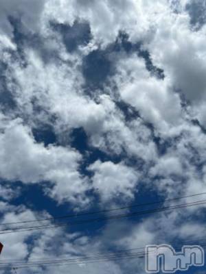 新潟デリヘル 五十路マダム新潟店(カサブランカグループ)(イソジマダムニイガタテン) 夏目みな(51)の7月16日写メブログ「こんにちは」