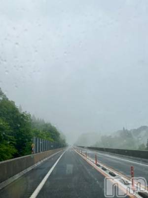 新潟デリヘル 五十路マダム新潟店(カサブランカグループ)(イソジマダムニイガタテン) 夏目みな(51)の5月13日写メブログ「どこかに」