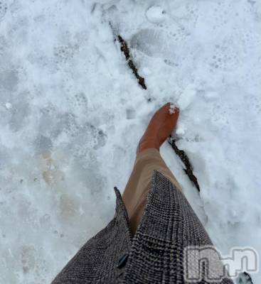 新潟デリヘル 五十路マダム新潟店(カサブランカグループ)(イソジマダムニイガタテン) 夏目みな(51)の2月2日写メブログ「雪かき」