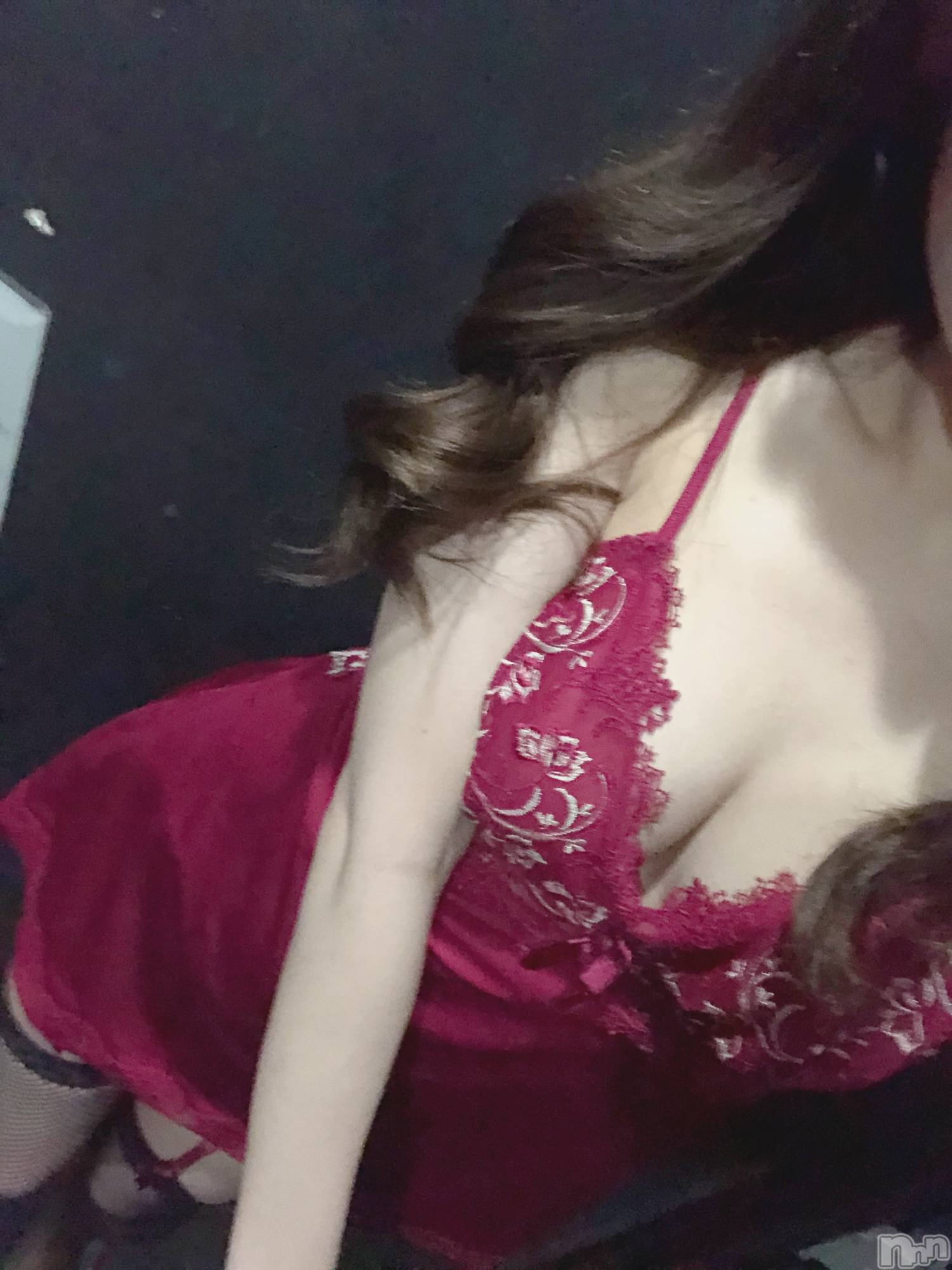 新潟おっパブPRESTIGE VIP(プレステージ　ビップ)羽咲　みはる(20)の2024年5月12日写メブログ「🤱🌹」