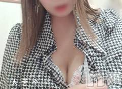 上越デリヘルらぶ妻　～新潟の人妻が集う店～(ラブツマ) 天音ゆり★リピ率9割越え♪(43)の10月22日写メブログ「中、見たい？」