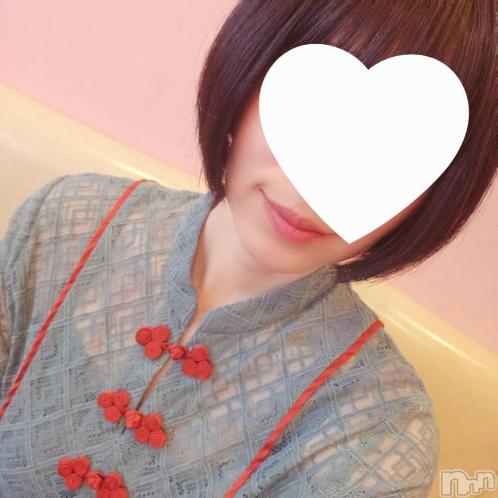 新潟人妻デリヘル新潟人妻　2nd Wife(セカンドワイフ) みちる奥様(29)の11月21日写メブログ「黒髪ショーとはいいよね」