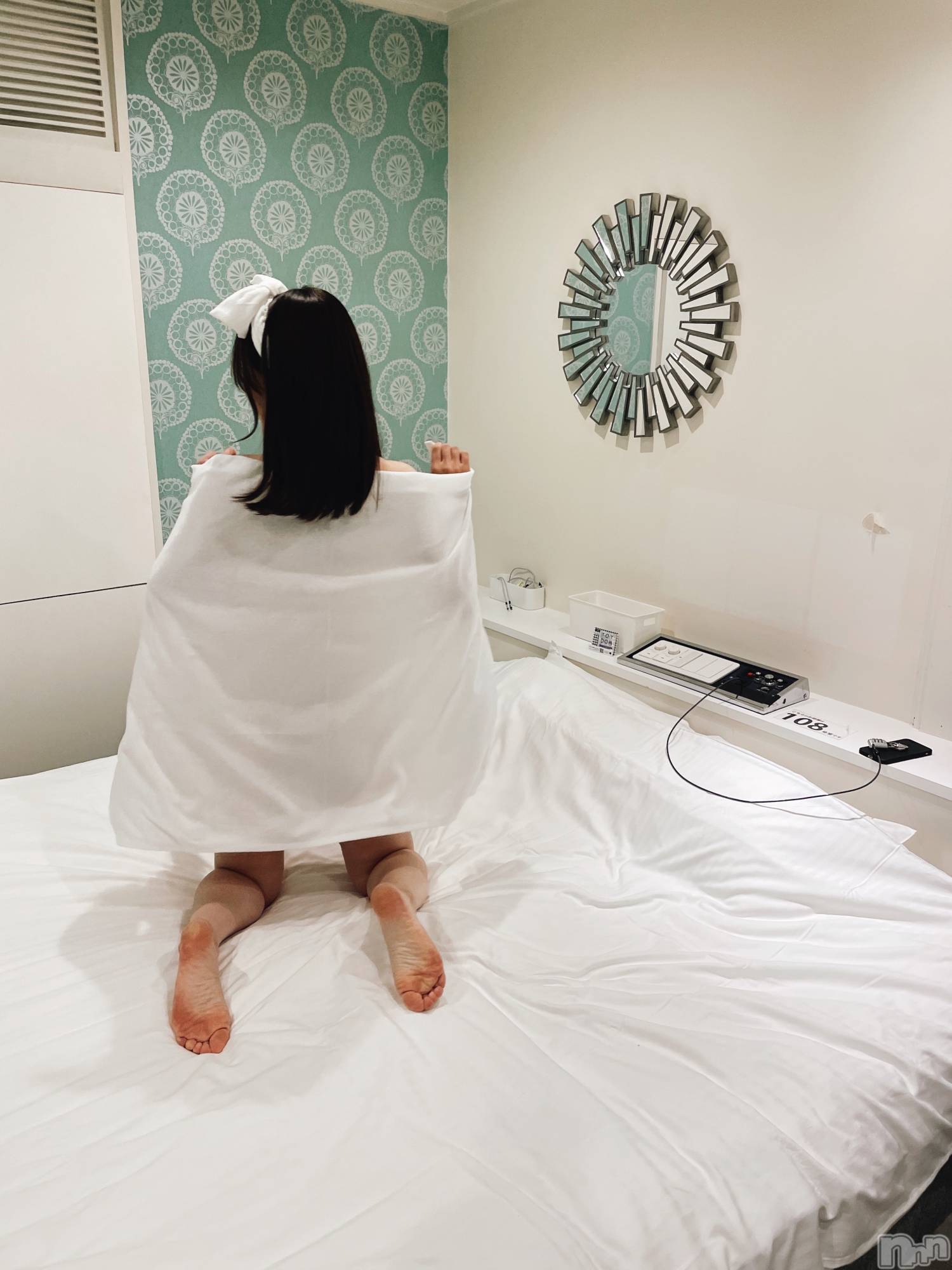 上越デリヘルらぶらぶ　地域密着!!地元新潟女性と会える店(ラブラブ)えみか★高リピ人気嬢(25)の2024年10月30日写メブログ「全身見たい‥？」