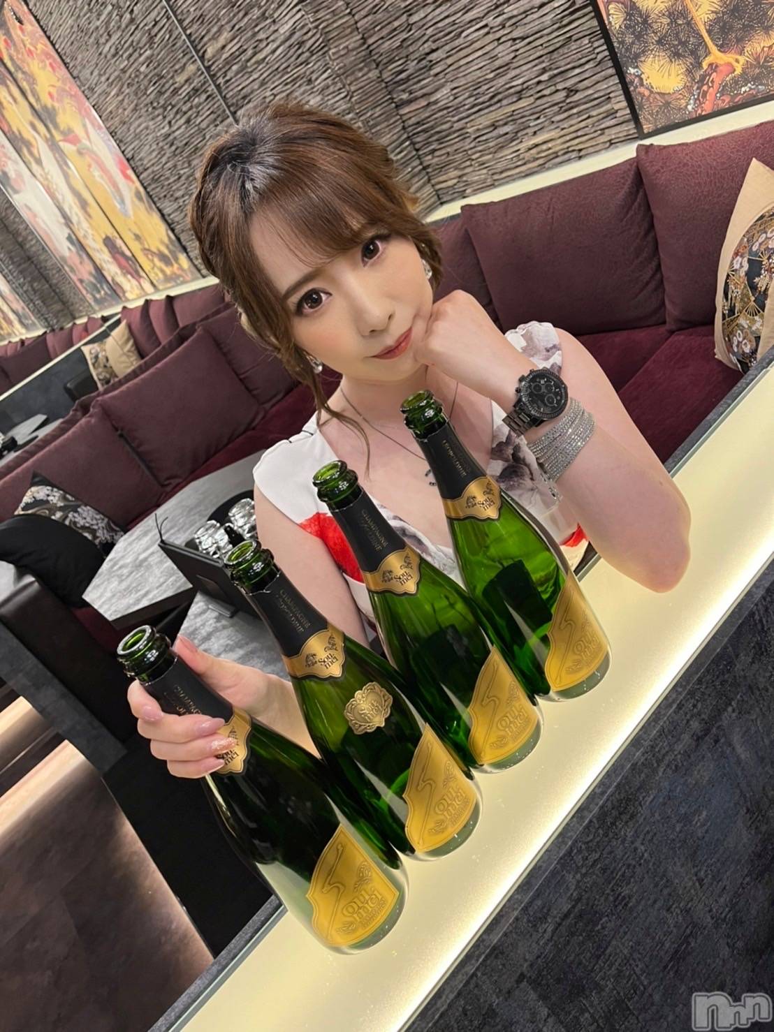 ���ܱ�������Х��顦�����K-LOUNGE(�����饦��) ��2026ǯ3��10���̥�֥����֤��κ���