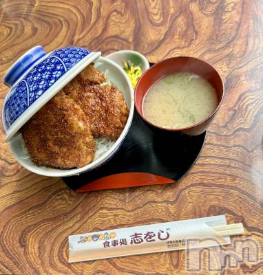���ܱ�������Х��顦�����K-LOUNGE(�����饦��) ƣ�� ����(36)��6��27���̥�֥����֤���Ǥ͡�