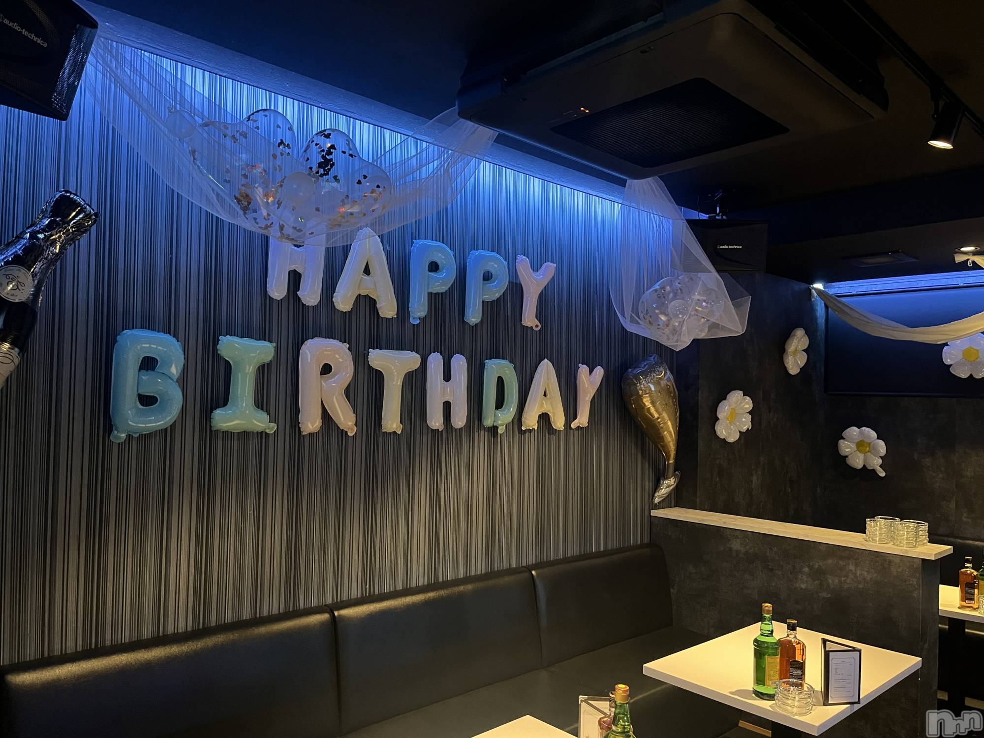 ľťʥå륺СLOUNGE SAINT() 2025ǯ211̥֥(⸝⸝◜~◝⸝⸝)