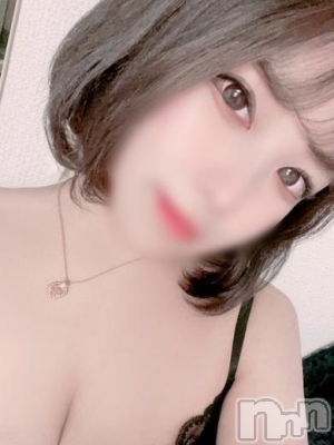 白雪ののか(19) 身長159cm、スリーサイズB92(G以上).W59.H87。 RICHARD（リシャール）在籍。