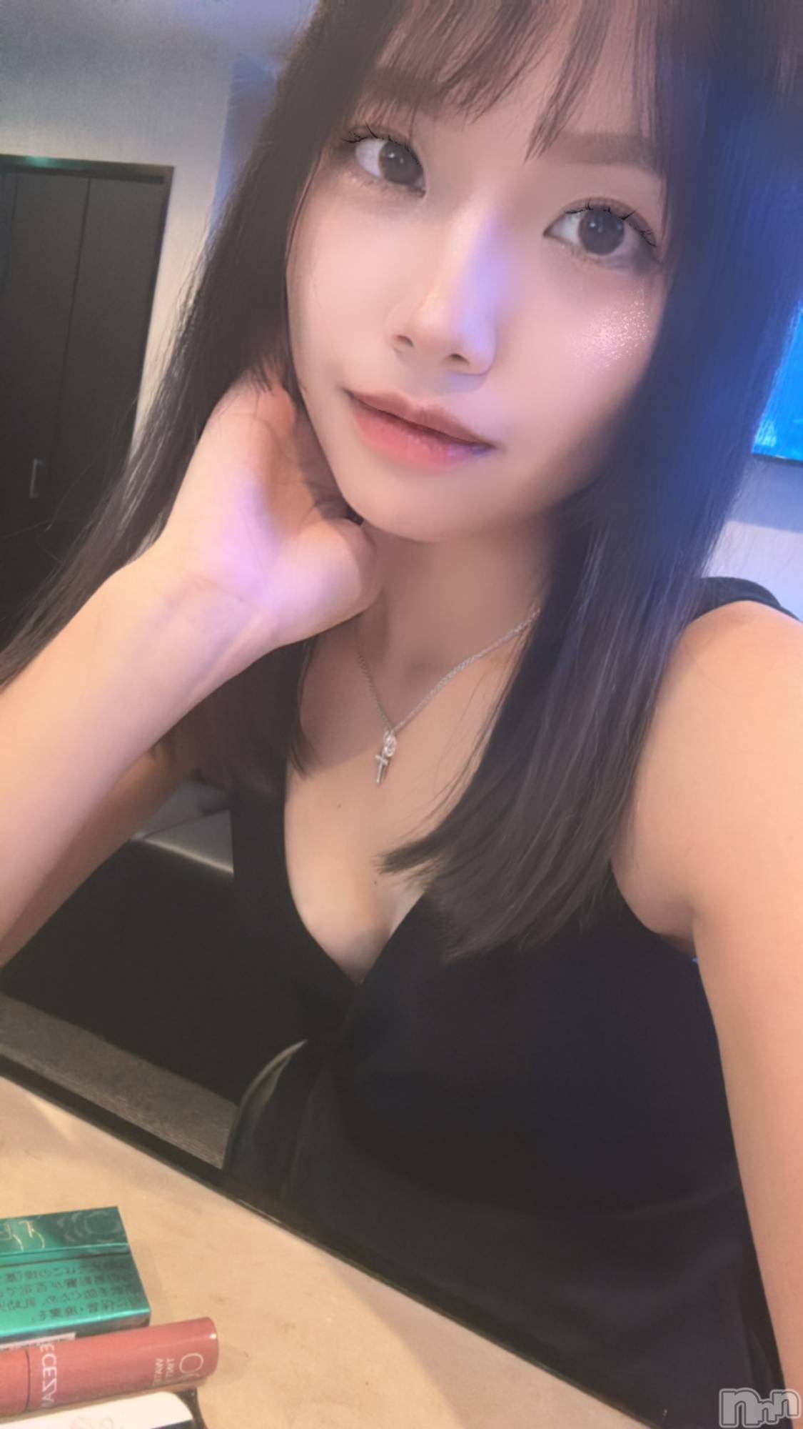 ʥå륺СLounge Anshu(饦󥸥󥷥) 2024ǯ1013̥֥֤ˤ塼Υɥ쥹ϥƥ󥷥夬ͤ